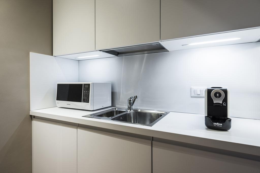 Myplace Rialto Apartments Венеція Екстер'єр фото